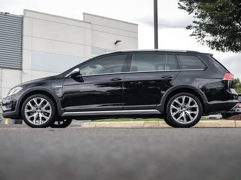 Used 2019 Volkswagen Golf Alltrack SE AWD/4WD image 18
