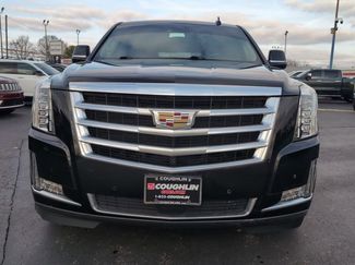 Used 2019 Cadillac Escalade Premium Luxury video 2