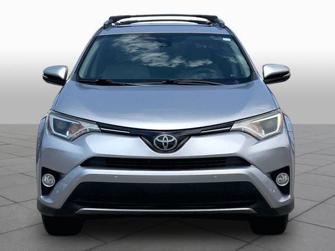 Used 2018 Toyota RAV4 XLE FWD image 4