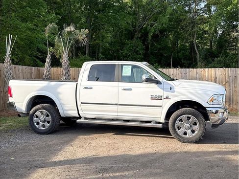 Used 2018 RAM 2500 Laramie AWD/4WD image 15