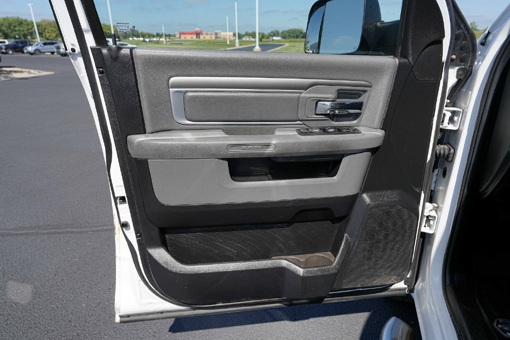 Used 2014 RAM 1500 Outdoorsman AWD/4WD image 22