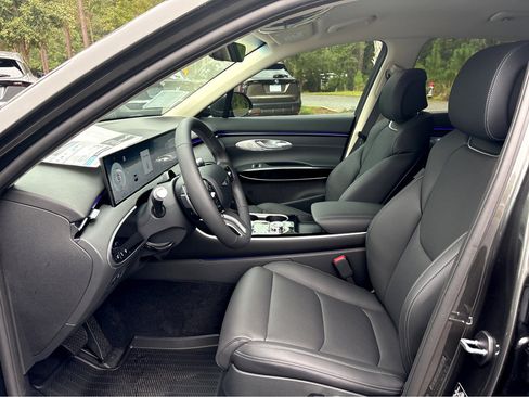 New 2026 Genesis GV70 2.5T image 22