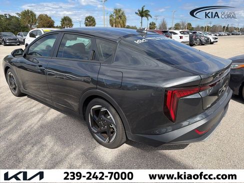 Certified 2025 Kia K4 EX image 6