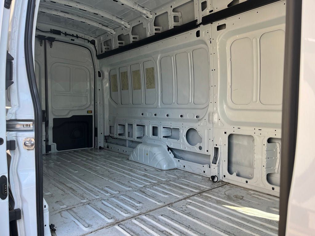 Used 2025 Ford Transit 250 148 High Roof Extended RWD image 11