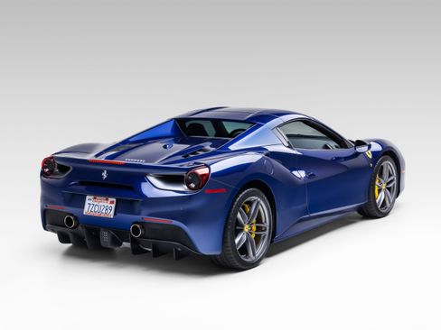 Certified 2017 Ferrari 488 Spider RWD image 14