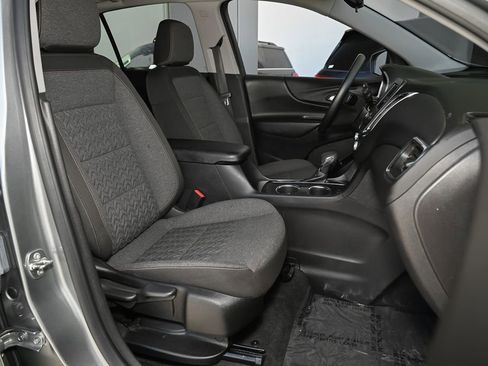 Used 2024 Chevrolet Equinox LT FWD image 42