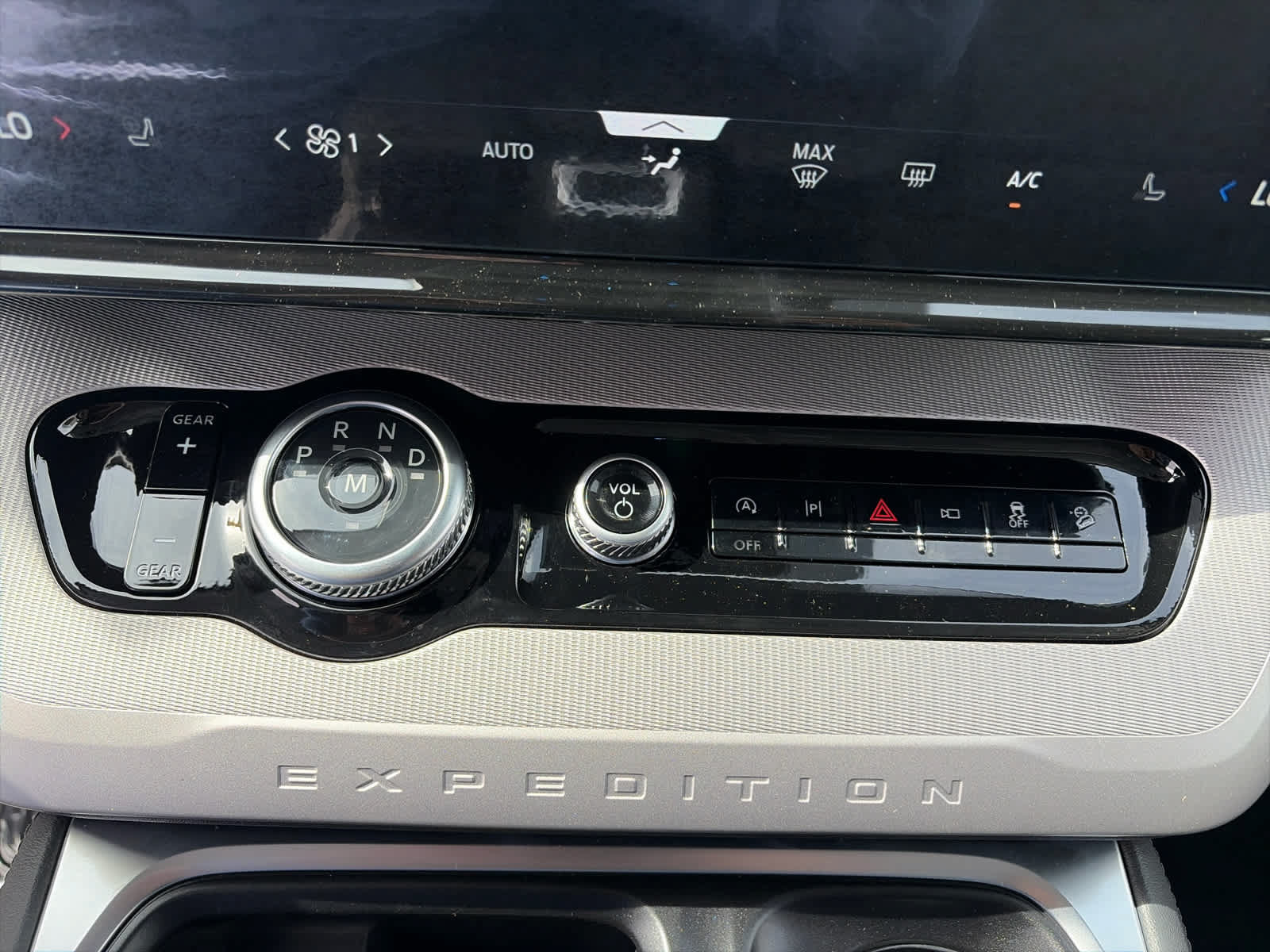New 2027 Ford Expedition Active AWD/4WD image 21