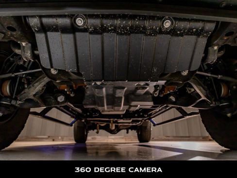 Used 2022 Chevrolet Silverado 2500 LTZ w/ LTZ Plus Package image 11