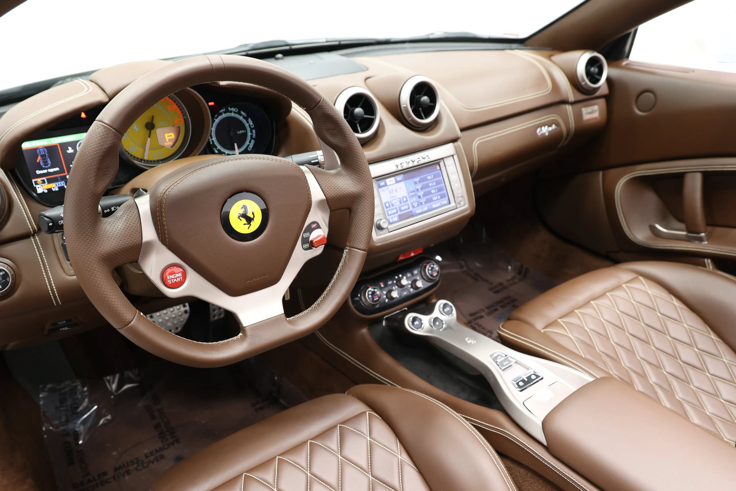 Used 2010 Ferrari California RWD image 2