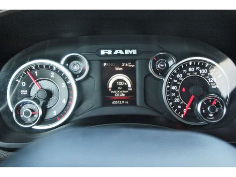 Used 2024 RAM 2500 Big Horn AWD/4WD image 15