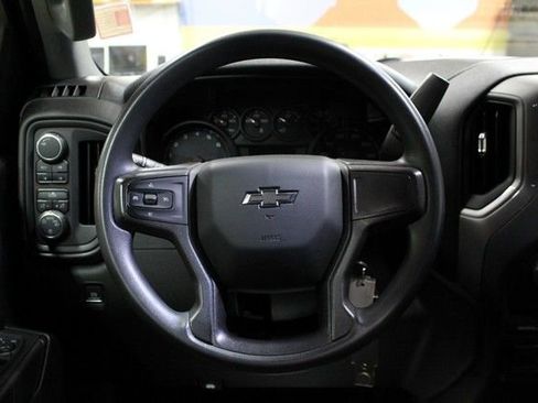 Certified 2020 Chevrolet Silverado 1500 Custom Trail Boss w/ Custom Convenience Package AWD/4WD image 19
