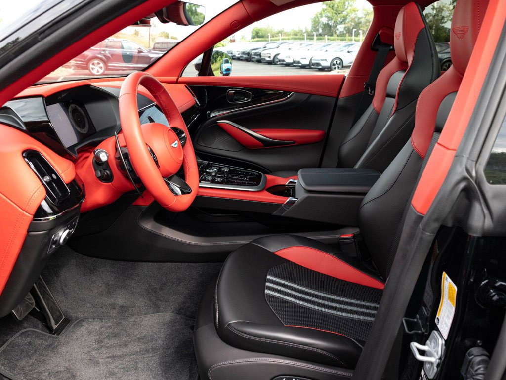 Used 2026 Aston Martin DBX 707 AWD/4WD image 22