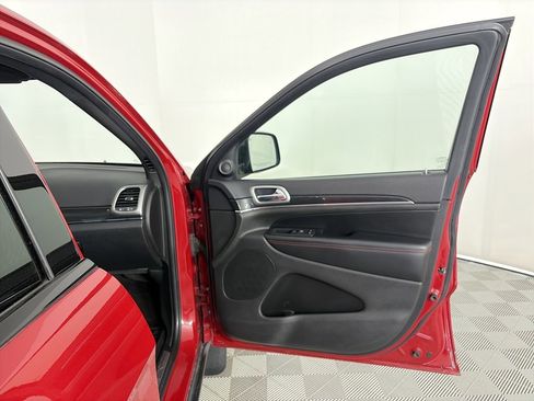 Used 2017 Jeep Grand Cherokee Trailhawk w/ Trailhawk Luxury Group image 30