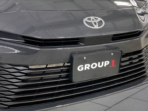 Used 2025 Toyota Camry LE AWD/4WD image 29