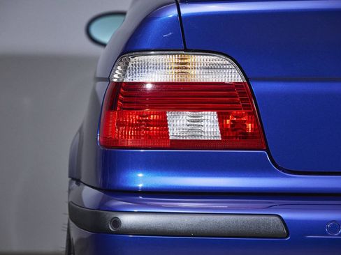 Used 2002 BMW M5 RWD image 16