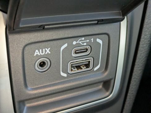 New 2026 Jeep Gladiator Sport image 19