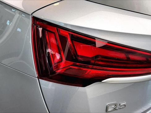 Certified 2025 Audi Q5 2.0T Premium Plus w/ Premium Plus Package image 27