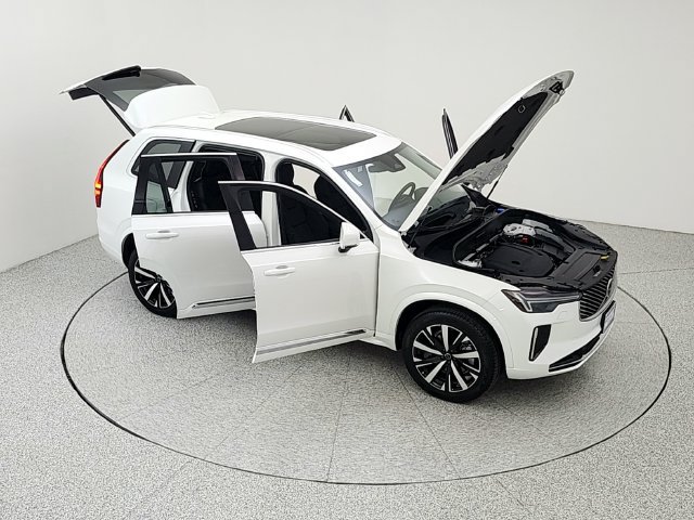 New 2025 Volvo XC90 B6 Core w/ Climate Package AWD/4WD image 36