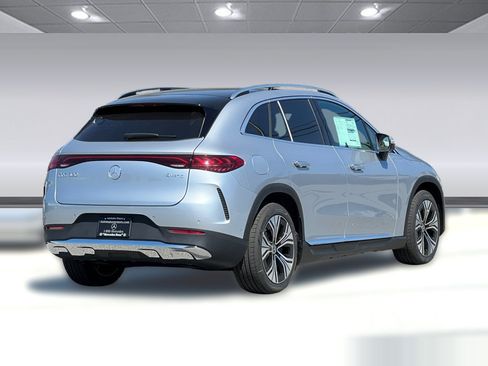 New 2026 Mercedes-Benz EQE 320 4MATIC SUV image 8