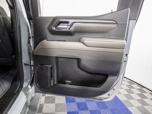 Used 2024 Chevrolet Silverado 1500 ZR2 w/ Technology Package image 13