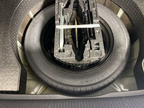 Used 2020 Volkswagen Passat 2.0T SEL image 29