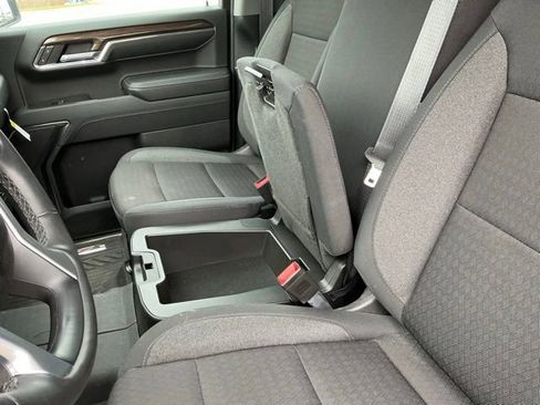 Used 2024 Chevrolet Silverado 1500 RST image 32