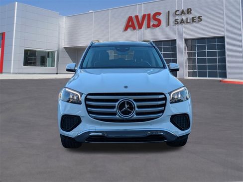 Used 2024 Mercedes-Benz GLS 450 4MATIC image 2