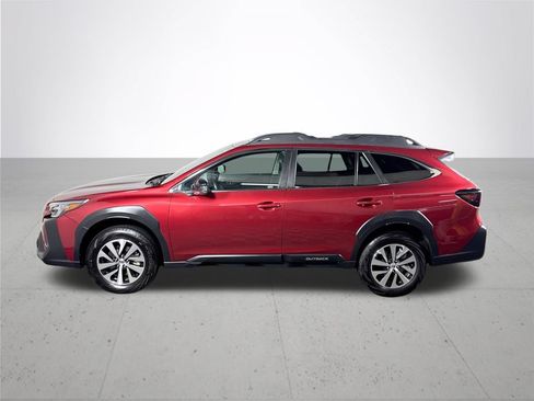 Certified 2025 Subaru Outback Premium AWD/4WD image 10