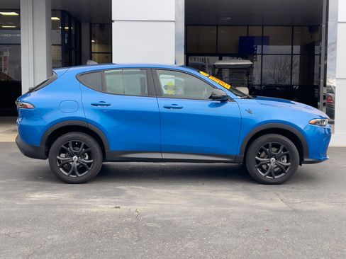 Used 2024 Dodge Hornet GT w/ GT Blacktop Package image 4