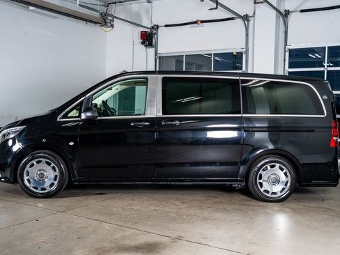 Used 2020 Mercedes-Benz Metris Passenger image 8