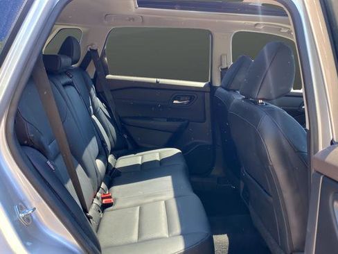 Used 2023 Nissan Rogue SV w/ SV Premium Package AWD/4WD image 26