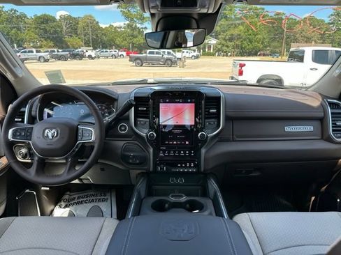 New 2027 RAM 3500 Laramie AWD/4WD image 42