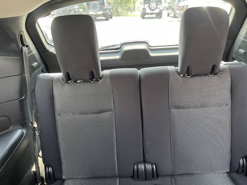 Used 2019 Nissan Pathfinder S AWD/4WD image 22