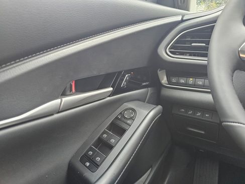 New 2026 MAZDA CX-30 AWD 2.5 S w/ Premium Package image 17