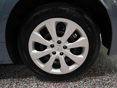 Used 2024 Toyota Corolla LE FWD image 28