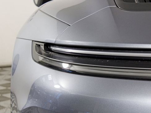 Used 2025 Porsche 911 Carrera image 17