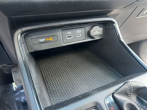 Certified 2025 Honda CR-V EX image 19