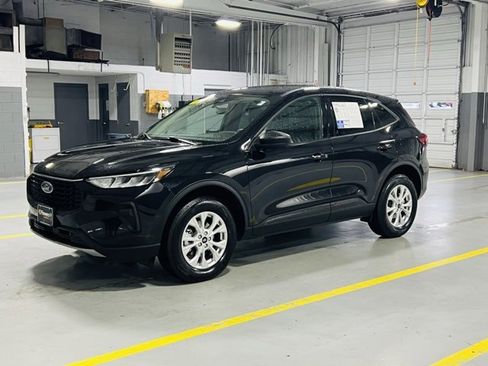 Used 2025 Ford Escape Active image 13