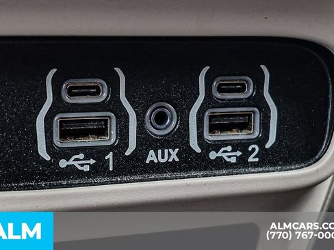 Used 2023 Chrysler Voyager LX FWD image 38