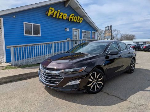 Used 2020 Chevrolet Malibu RS image 2