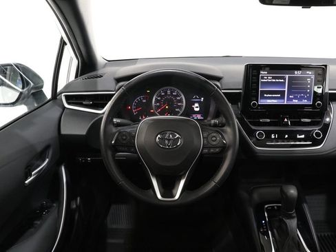 Used 2022 Toyota Corolla SE w/ SE Premium Package FWD image 12