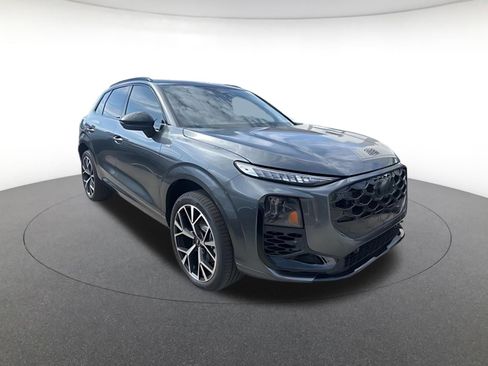 New 2026 Audi Q3 quattro 2.0T image 1