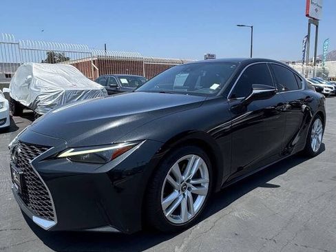 Used 2022 Lexus IS 300 w/ Accessory Package RWD image 8