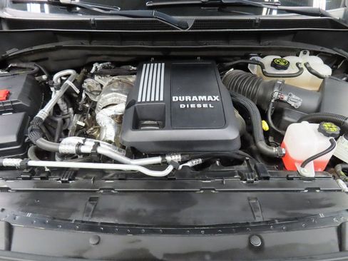 Used 2023 GMC Yukon Denali Ultimate image 34