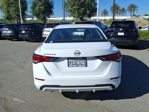 Certified 2025 Nissan Sentra S image 6