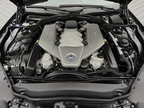 Used 2011 Mercedes-Benz SL 63 AMG image 31