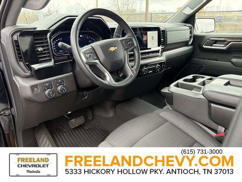 Used 2023 Chevrolet Silverado 1500 LT image 31