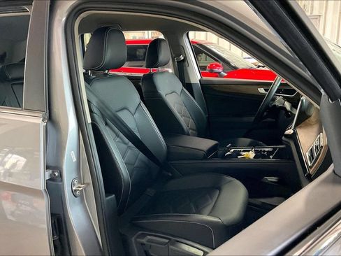 Used 2026 Volkswagen Atlas SE AWD/4WD image 23