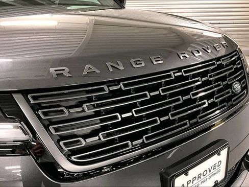 Certified 2026 Land Rover Range Rover Velar Dynamic SE AWD/4WD image 31
