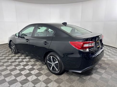 Used 2022 Subaru Impreza 2.0i Premium image 9